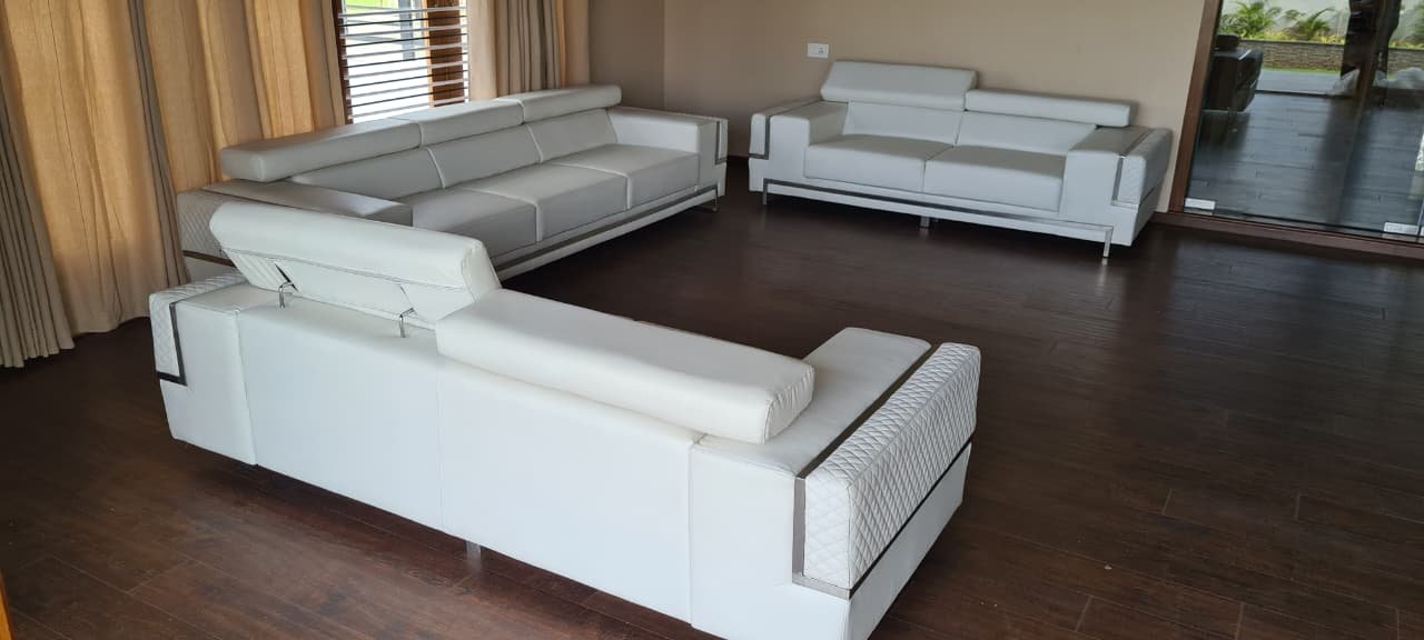 Diamond-Stitch Corner Sectional