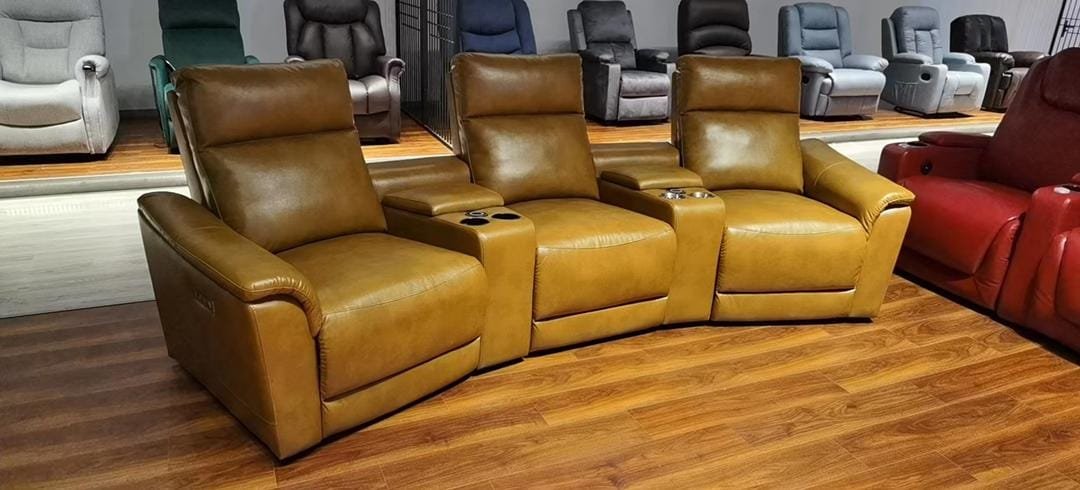 Camel Curved Theatre Row